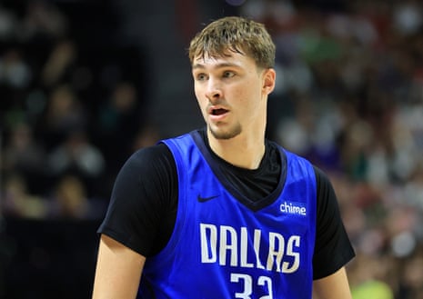 Harper4threee's tweet image. You’re starting a franchise today…

Who you building around?