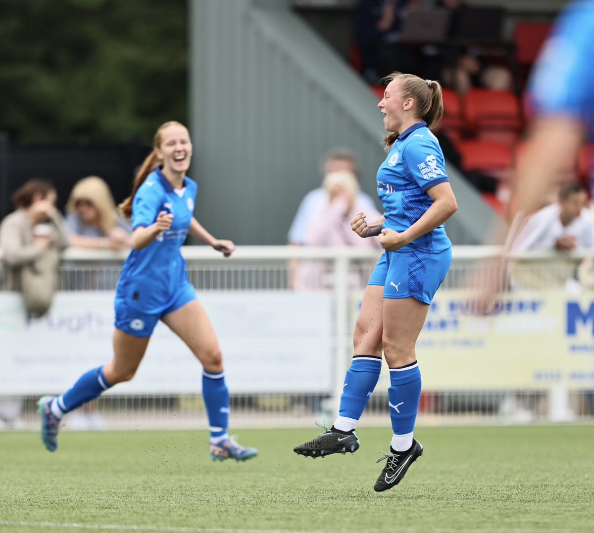 The Posh Women (@theposhwomen) on Twitter photo Another successful afternoon as pre season continues with a win โ
๐ฉ
#pufc
๐ธ: <a href="/Darren_wiles/">DarrenWiles_sports</a> Another successful afternoon as pre season continues with a win โ
๐ฉ
#pufc
๐ธ: <a href="/Darren_wiles/">DarrenWiles_sports</a>