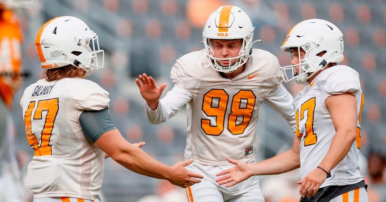 Volquest_On3's tweet image. Tennessee Football 2025 Position Preview: Special Teams
#Vols set to return experience in the kicking game.
🔗 on3.com/teams/tennesse…