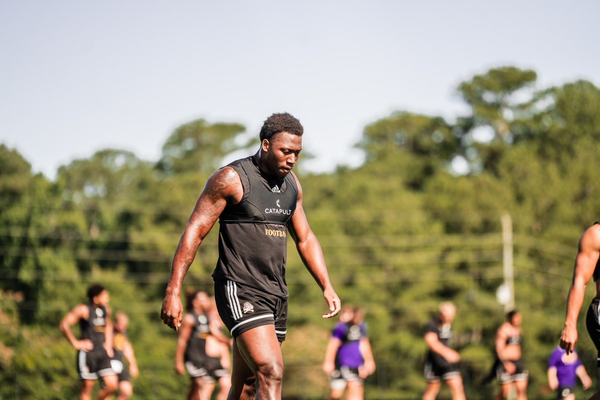 NewEra_PJ3's tweet image. It’s been a great off-season…Year 3 starts tomorrow! Let’s do something LEGENDARY! #LetsRide #NewEra 🏴☠️5️⃣