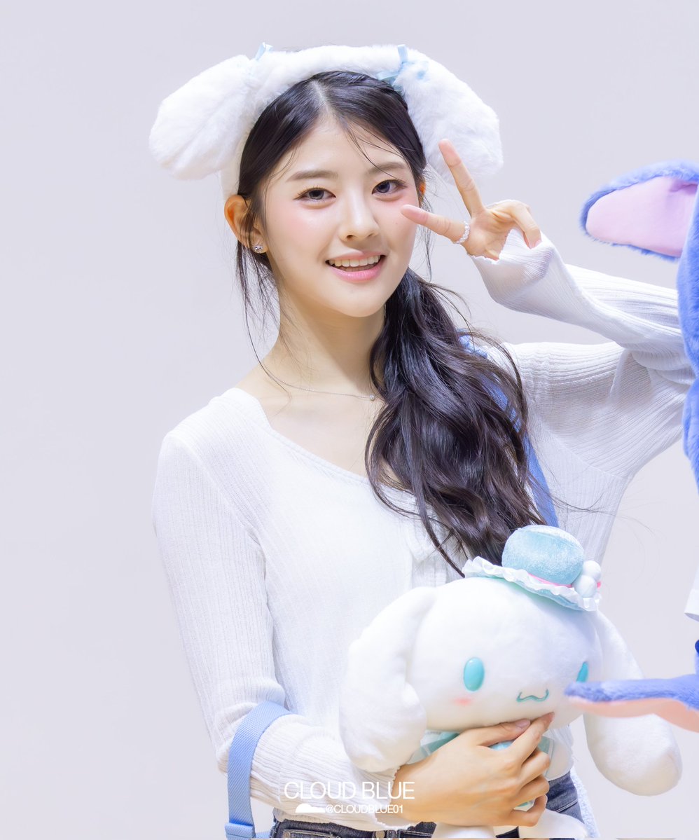 Cloudblue01's tweet image. 250727 KIIRAS
키라스 퍼스트뮤직 Fan sign
하린
#키라스 #KIIRAS #하린 #HARIN