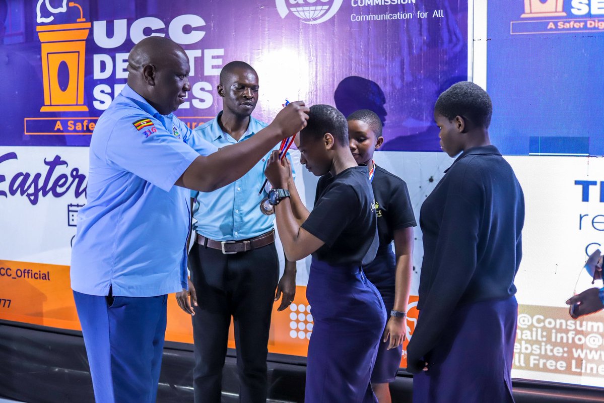 Highlights from the awards ceremony at the #UCCDebateSeries Eastern Uganda edition where winners from the debate and public speech tracks were awarded for their exceptional performance. 

Onwards to the Central edition tommorrow!!!!

#uccdebateseries