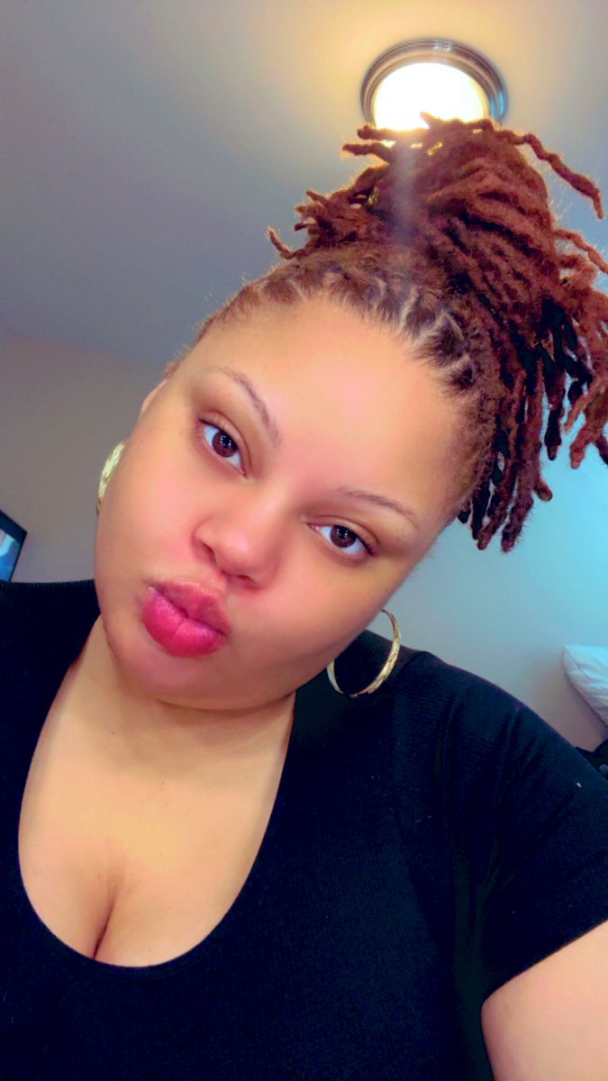 SweetALittleDeeDoDeeDee tweet media