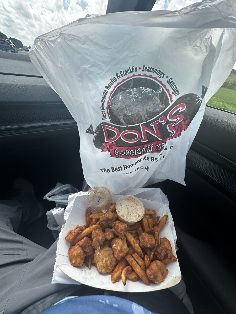 PGuy77's tweet image. The best part of Lafayette.