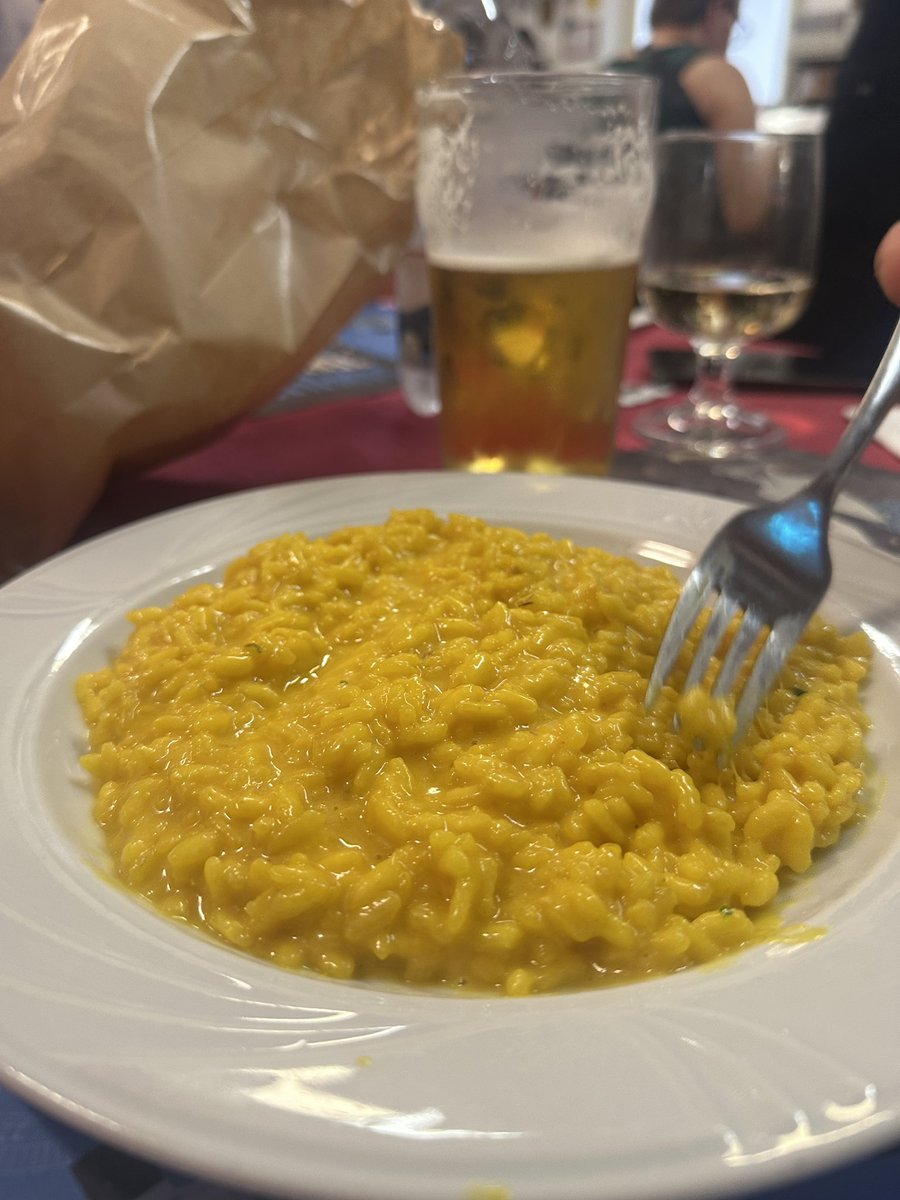 Laurastacksats's tweet image. Here for the vineyards, tiramisu, red tablecloths and the nonna yelling at the waiter because the coffee’s too long. ❤️