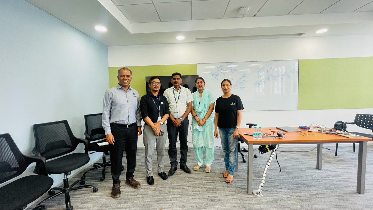 edgehax_'s tweet image. NavIC GPS Module
Students from Jain University visited our #Edgehax #NavIC Center of Excellence at @STPI_CoE_EA #Jayanagar #Bangalore. They attended a session on NavIC GPS tracker basics, configuration, hardware, connectivity, working principal and more.

Do you want to know more…