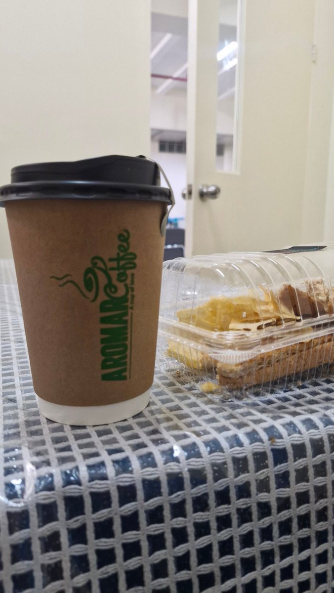 HazelNutMe's tweet photo. Coffee moments ✨️
📍Brain Brew
📍Aroma Coffee
📍Mountain Origins
📍Utopia https://t.co/DTTC0uZWql