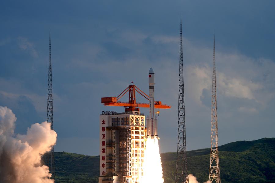 RevesdEspace's tweet image. 🚀 Décollage à 10h03 UTC d'une Long March 6A depuis Taiyuan avec le cinquième groupe de 5 satellites chinois SatNet de télécommunications en orbite basse