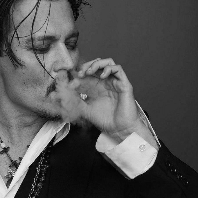 johnnydeppfiles's tweet image. I&apos;m still thinking about this.