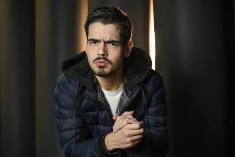 ligadonatv_'s tweet image. 💣 Definido: O #ProgramaDoJoão estreia no SBT dia 9 de agosto, a partir da 00h, logo após o #SabadouComVirgínia.

Neste mesmo dia, estreia a nova temporada do #BakeOffBrasil a partir das 20h45.