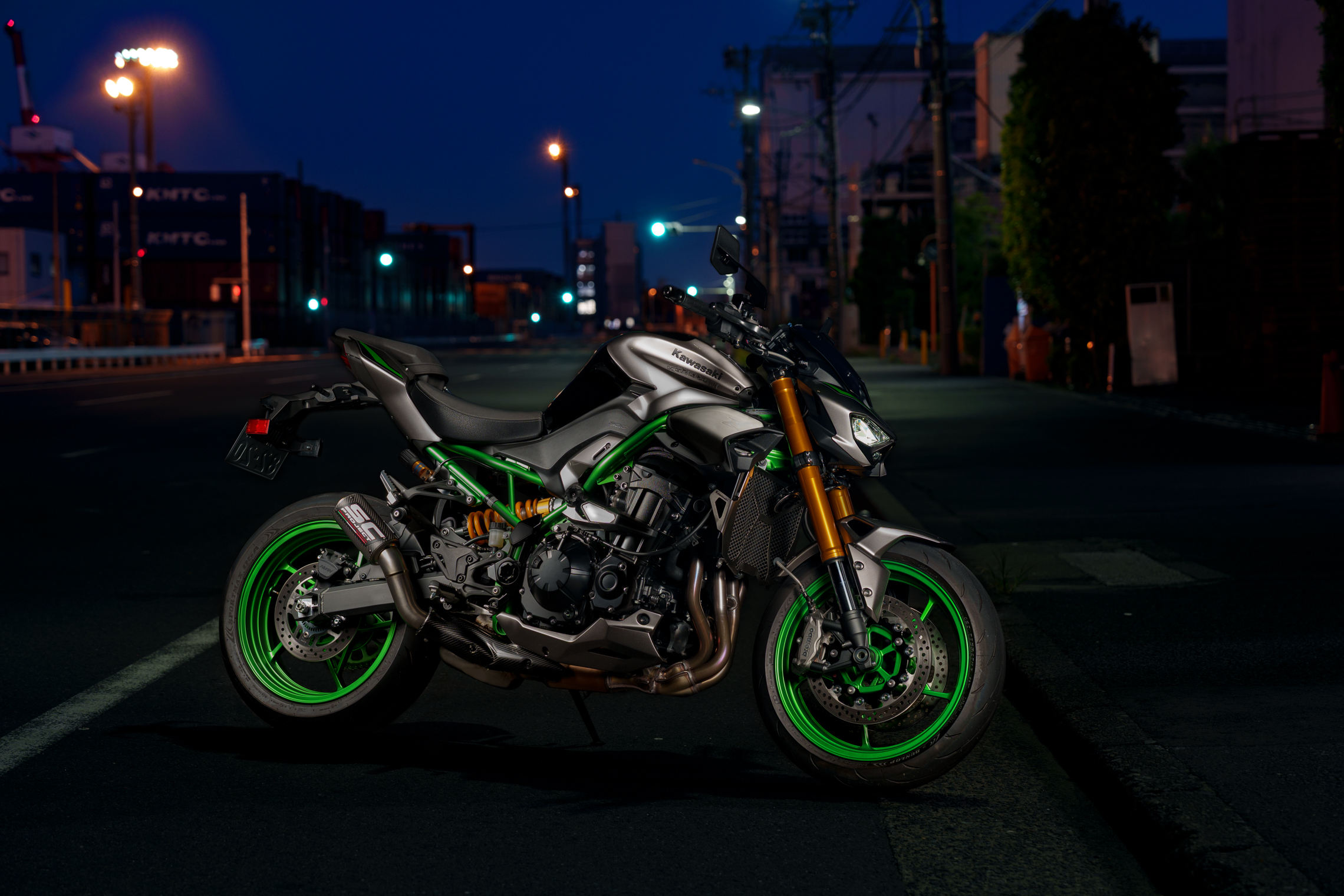 隣のバルタン星人 (@syuraito) / X