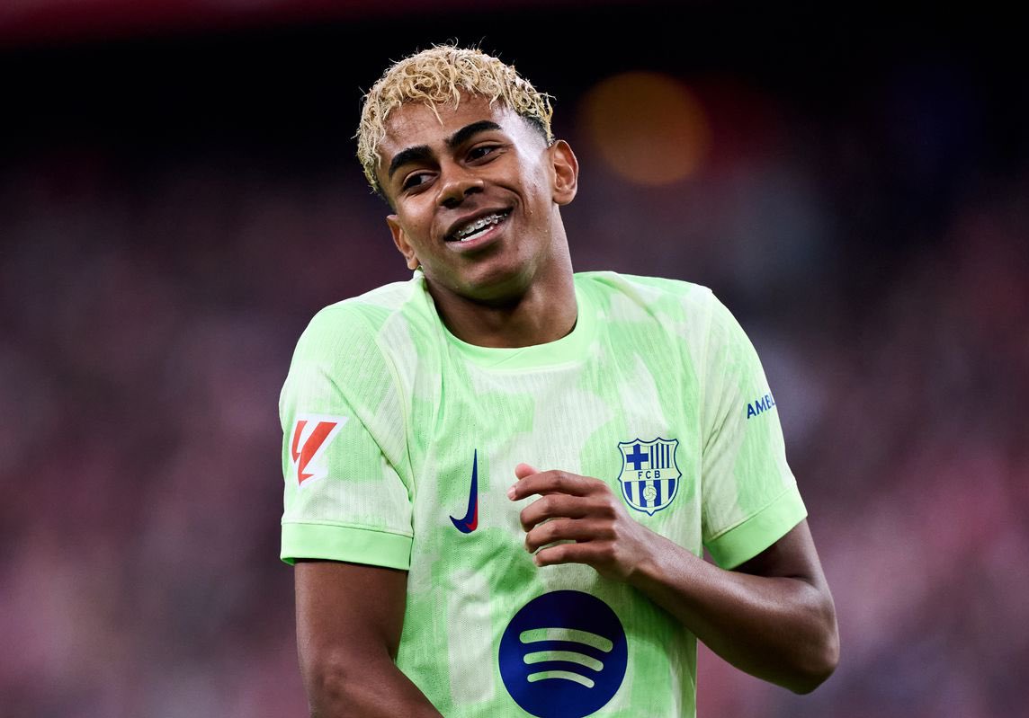 Alabismo__'s tweet image. Jugadores que merecen el Balón de Oro por delante de Lamine Yamal: Dembelé, Fabián, Mbappé, Vitinha, Salah, Palmer, Nuno Mendes.
Lamine es el candidato que menos lo merece de todos los tiempos.