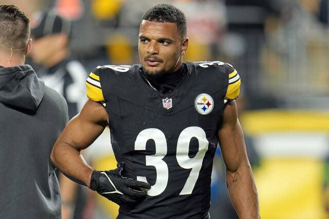 NFLTurfTalk's tweet image. 39 days till #NFL Kickoff 🏈