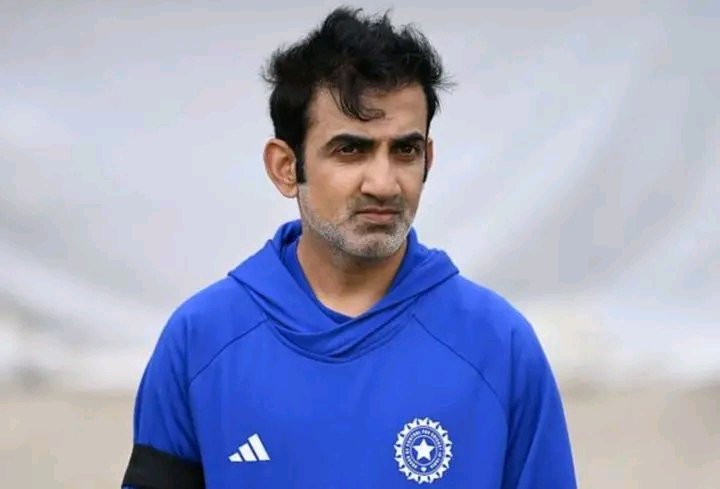 Was_abhi18's tweet image. Coach with zero haters: 🥹