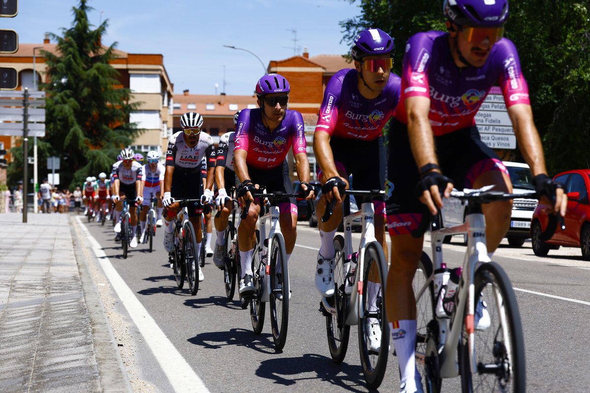 #ClásicaCyL25 🇪🇸

Carrera especial para <a href="/AlexandreMayer4/">Alexandre Mayer</a> 🇲🇺

Nuestro último fichaje ha debutado hoy con sus nuevos compañeros ✅

📷 <a href="/SprintCycling/">SprintCycling</a>