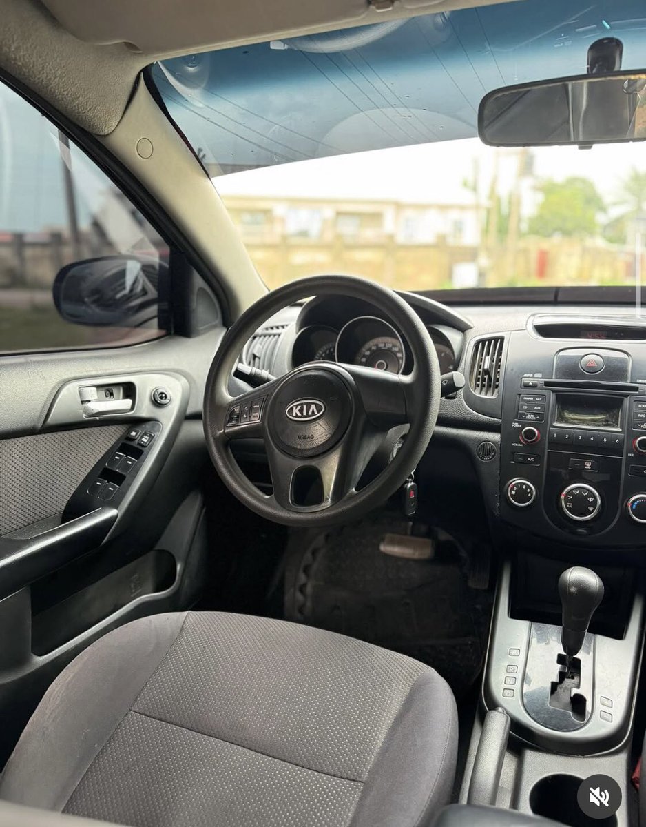 Automall_ng's tweet image. Extremely clean used KIA cerato
Price:6.8m
Duty: paid
Location: Kaduna
@abujastreets
Retweet pls馃檹 @Carsnationn
