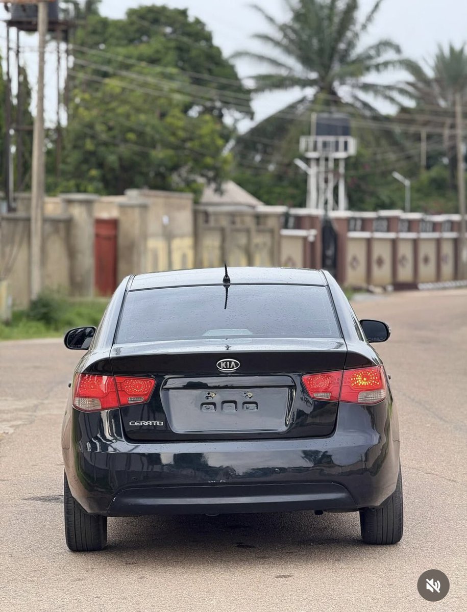 Automall_ng's tweet image. Extremely clean used KIA cerato
Price:6.8m
Duty: paid
Location: Kaduna
@abujastreets
Retweet pls馃檹 @Carsnationn