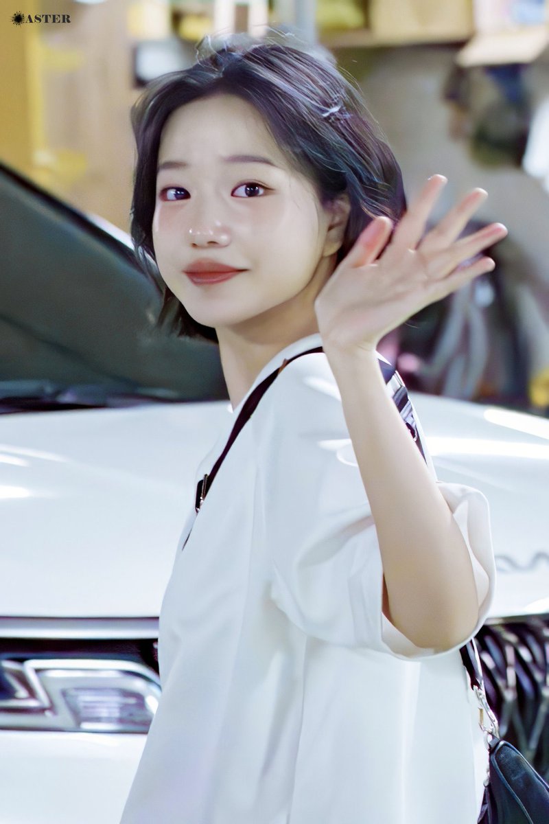 011022_ii's tweet image. 앞머리 깐거 너무 잘생기신거 아닌지