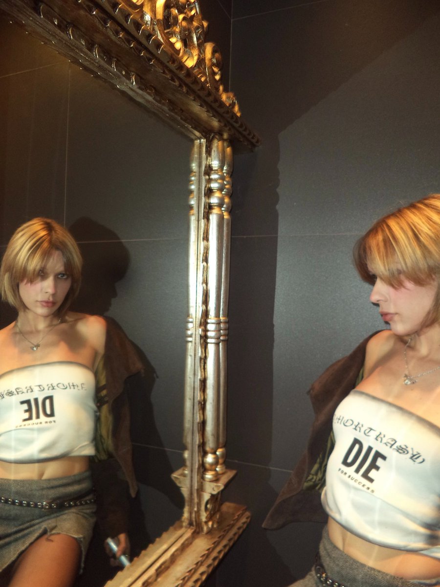 mastrobis0's tweet image. de Amor Trash ontem…….::: @trashboy_______ ✮⋆˙