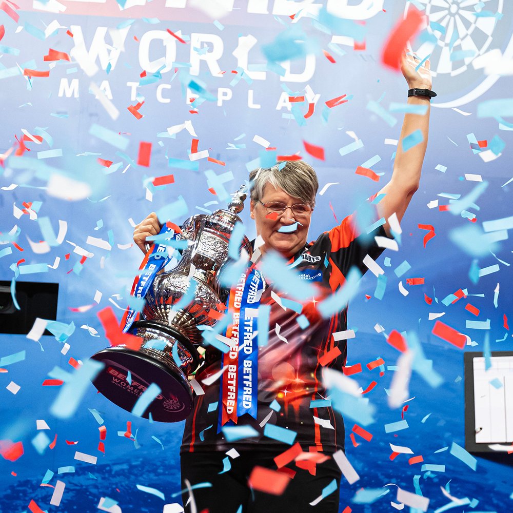 Betfred's tweet image. 👑 | Fallon Sherrock may be Queen of Palace, but Lisa Ashton rules at the Winter Gardens...

What a performance from The Lancashire Rose to win her first Women&apos;s World Matchplay final! History. 

@OfficialPDC