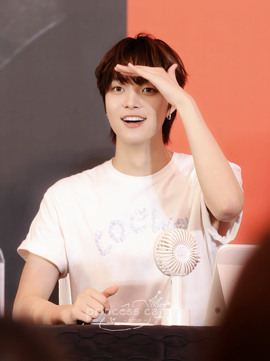 carrotatnight's tweet image. 250725 HONGKONG FANSIGN

#andTEAM #앤팀
#EJ #의주 #ウィジュ