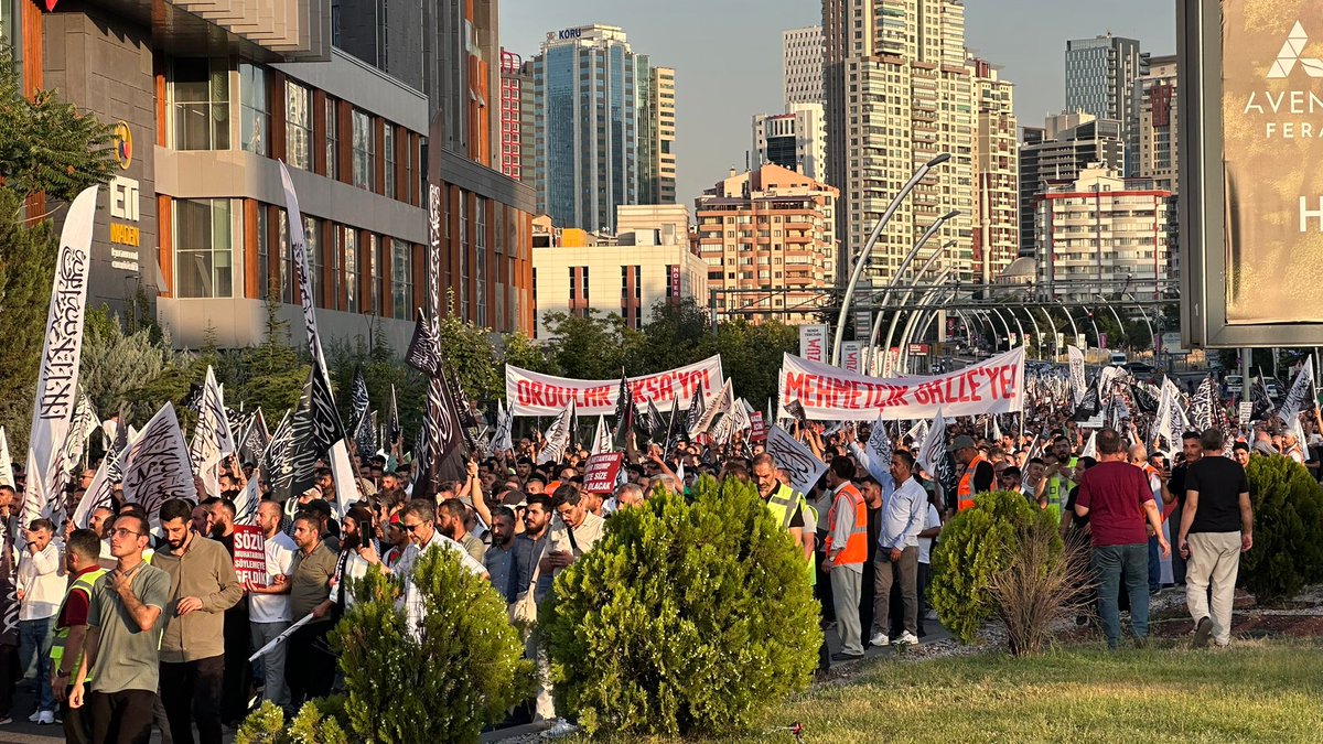KokluDegisim's tweet image. Müslümanlar Birleşin, "İsrail'i" Yok edin!
#GazzeİçinBenVarım