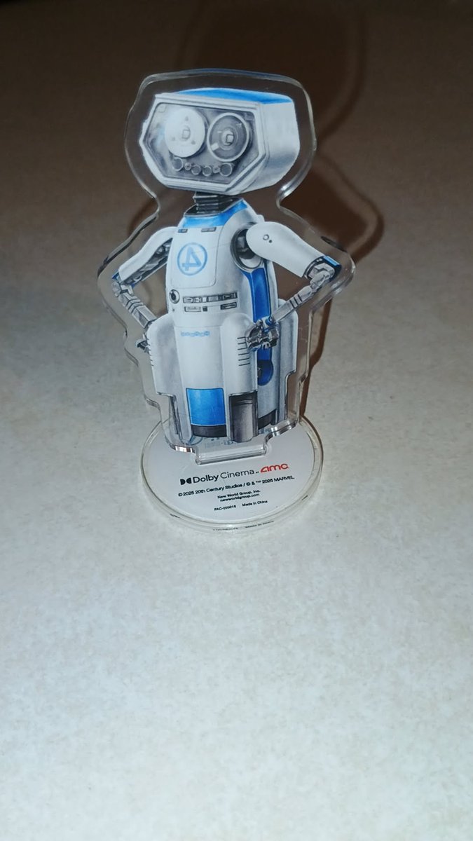 DustyTheApe's tweet image. Picked up this lil H.E.R.B.I.E๐ค๐งโ๐ป Desk Buddy this morning. Was the first to get it at my theatre, had to ask someone to bring them outโบ๏ธ. WE MAKE MOVIES BETTER!!๐ฆ๐ฟ๐๐๐๐ฟ๐ฆ #AMC @AMCTheatres @CEOAdam #AMCTheatres #FantasticFourFirstSteps #FantasitcFour #Dolby #DolbyCinema