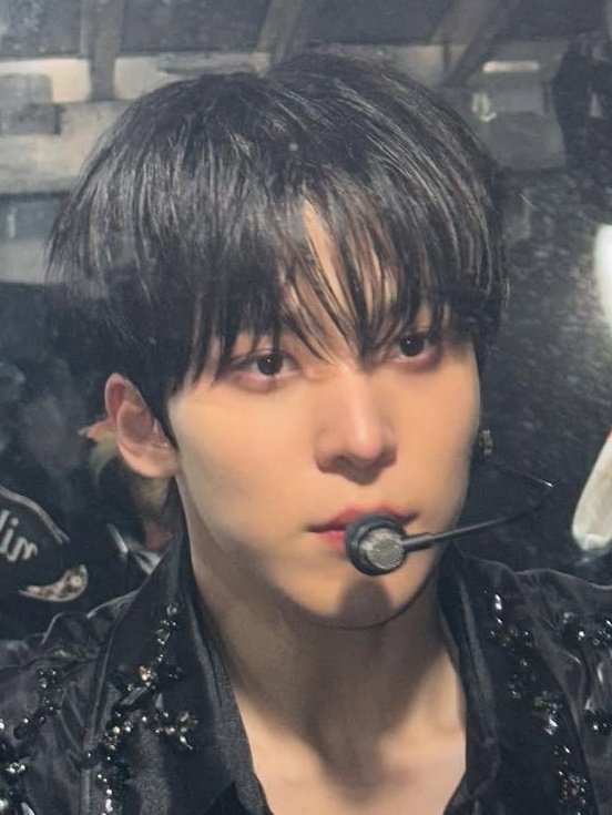 TACO_0323's tweet image. 입이 너무 귀여워 크학학