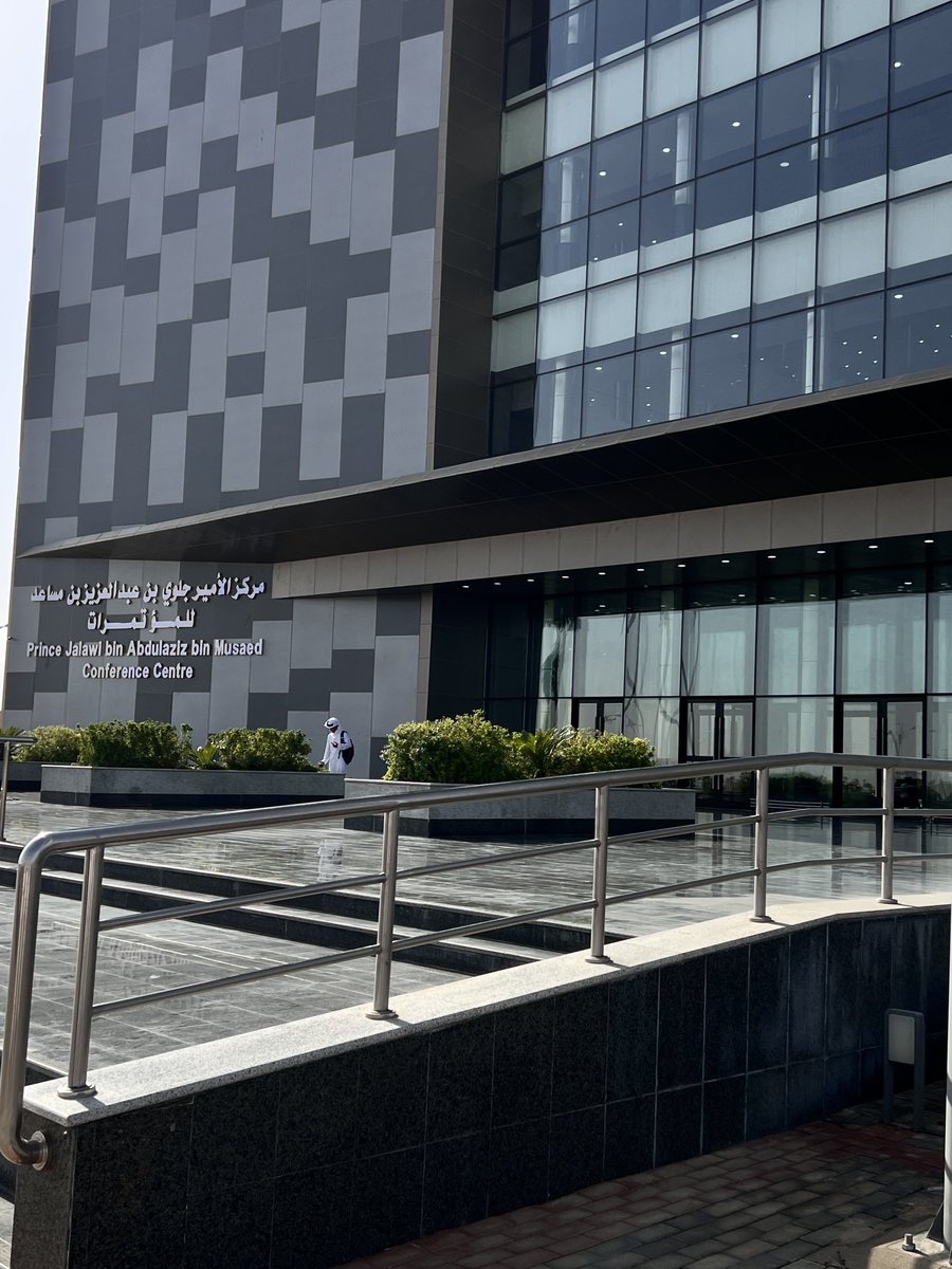 Moodyx_12345's tweet image. كنت سعيدًا بمشاركتي في هاكاثون إمارة ثون، حيث كانت المنافسة ممتعة وقوية 🔥

بإذن الله نكون من ضمن المراكز الأولى، وأتمنى للجميع كل التوفيق 🤲✨

#EmirateThon
#هاكاثون_إمارة_منطقة_نجران_التقني 
#CSIS_NU