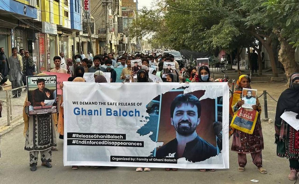 BalochV4Justice's tweet image. A protest was held outside Quetta Press Club marking two months since the enforced disappearance of Ghani Baloch, a scholar and NDP leader. Families, activists and civil society demanded his safe release and an end to enforced disappearances.
#ReleaseGhaniBaloch
@amnestysasia