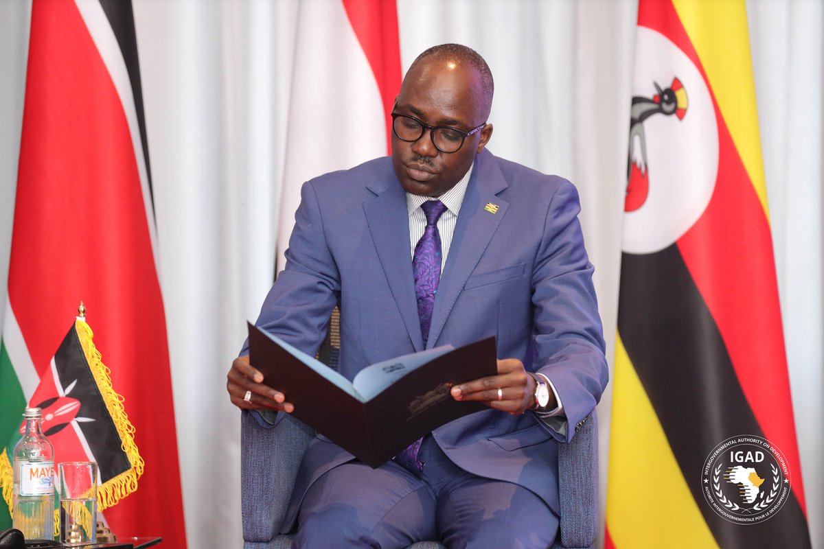 FabiusMulongo's tweet image. There are voices that don’t just speak, they move. They carry weight, not by volume, but by conviction.
Listening to H.E. @SingoeiAKorir, Kenya’s Principal Secretary for State Department of Foreign Affairs, take the floor during this high-level IGAD session stirred something…