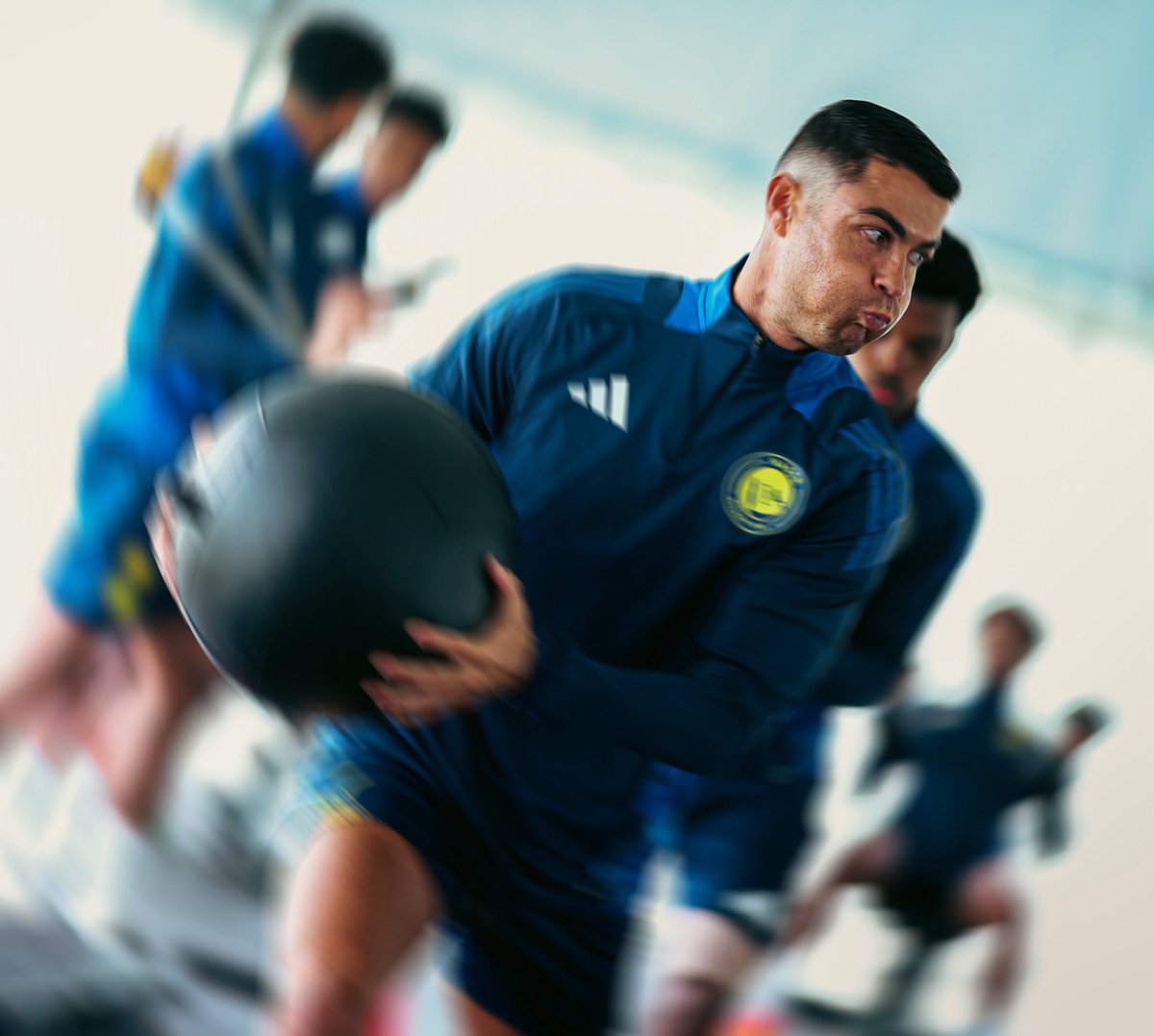CR7HQ_'s tweet image. Cristiano Ronaldo 🐐