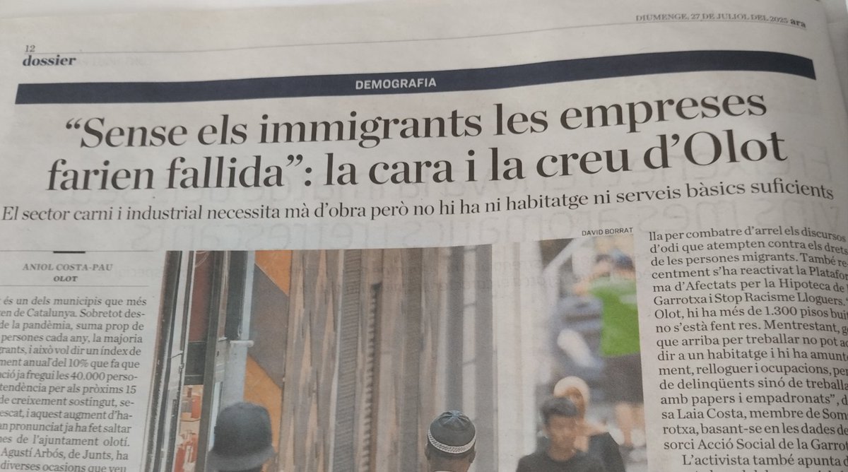 He consultat el conveni col·lectiu de la indústria càrnia. Un peó té un salari de 19.000 € bruts anuals.

Massa empreses olotines es basen en precarietat i baixos salaris que només els accepten immigrants. Model suïcida perquè, a sobre, tensiona els serveis públics.