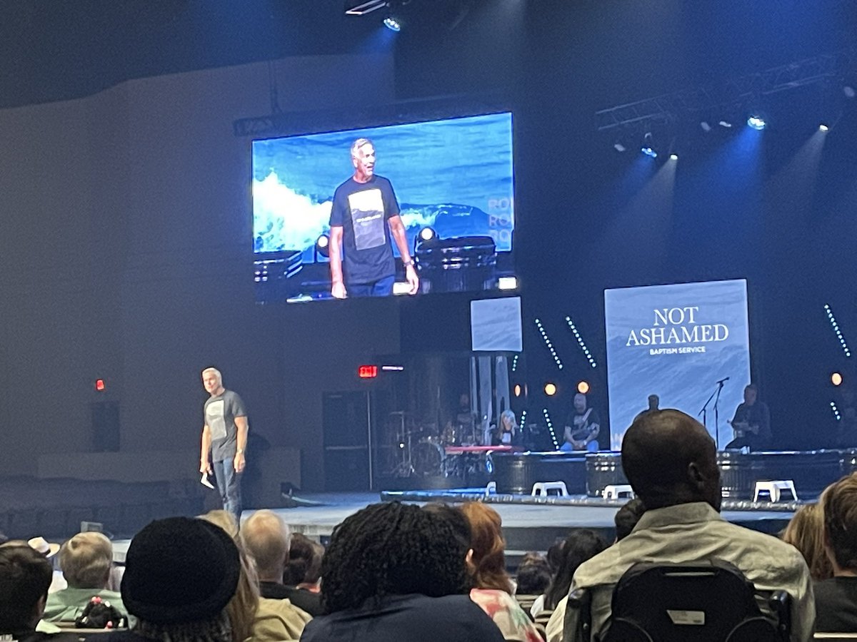 FredsDaily's tweet image. 11a Hearing from Pastor John Meador, “Not Ashamed” message at CrossCity.Church