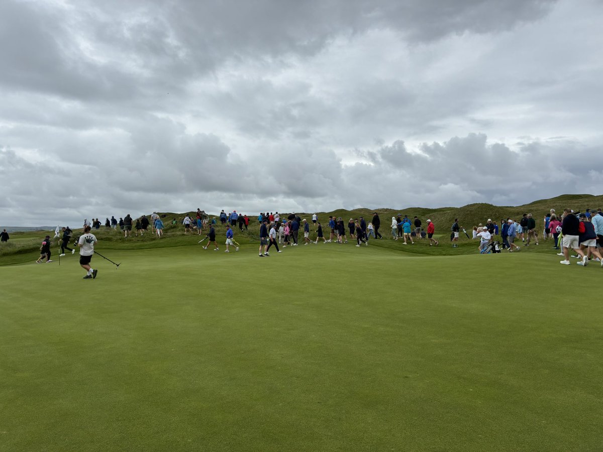 ClareFM's tweet image. They’re all square heading for the 18th hole in the final of the South of Ireland at @LahinchGolfClub