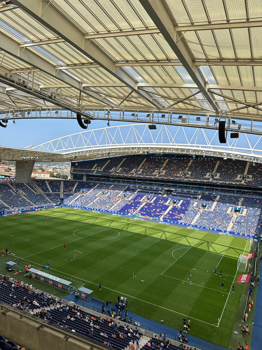 Jornaldodragao's tweet photo. Que seja o começo de algo grandioso! 
#FCPorto #preseason #FCPortovsFCTwente https://t.co/U1jTjUTCoR