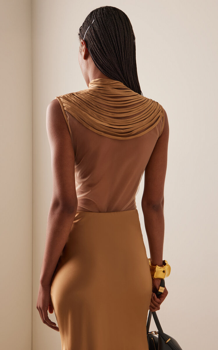 fash__ion0's tweet image. ANDRES OTALORA