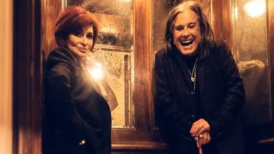 Ozzy Osbourne🎤
Sharon Osbourne fez 'milagre' para levar Ozzy ao palco pela última vez. #Rock🤘 uol.com.br/splash/noticia…