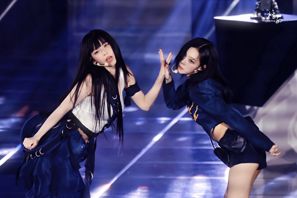 uchinagaey's tweet image. the visual chemistry is off the charts 😵‍💫😵‍💫