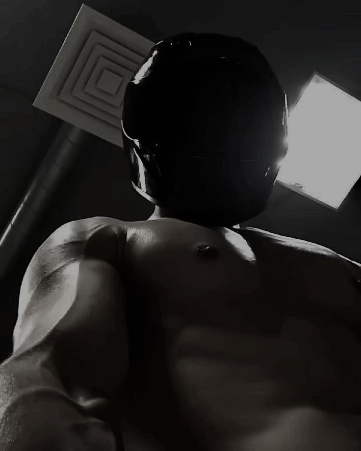 XFACEXDEATH's tweet image. ❛ Está esperando a que te pongas el casco. .
