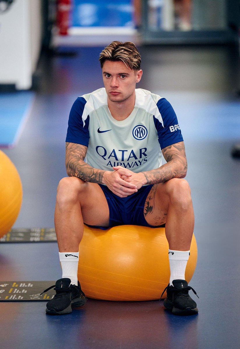 gtriitres2's tweet image. Nicola Zalewski 🥵