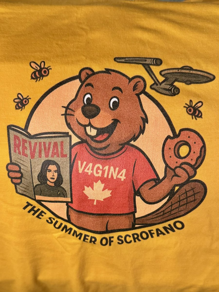 WynaughtP's tweet image. So glad I got to celebrate the Summer of Scrofano at #SDCC with my besties. #Revival #StarTrekStrangeNewWorlds @MelanieScrofano @KCMOORE18 @hwngrrl @jguelker