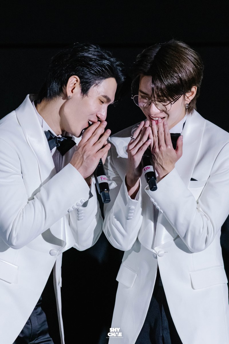 shychaelee's tweet image. หาให้เจอนะ....
คนที่พร้อมจะเล่นโบ๊เล่นเบ๊ไปกับเราทุกเรื่องอ่ะ
โอ้ยยย น่ารัก!! (⸝⸝&gt; ω &lt;⸝⸝)
✧꒰ ˚ @ppoohkt @pavelphoom
#ppoohkt #pavelphoom #PoohPavel 𓂂◞♡.
250725 — #PitBabeTheSeries2 final ep