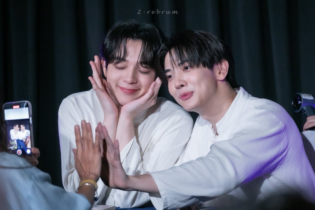 _zrebrum_'s tweet image. ชอตนี้ยัยบาสน่ารักมากกกกก 🥹🥹🥹 แอคท่ารอระหว่างพี่พูด
#maxky_rp #bbasjtr
#บาสเด็กอ้วนที่แท้จริง
#แม็กกี้บาส #MaxkyBas
#maxkybyZ #bbasbyZ