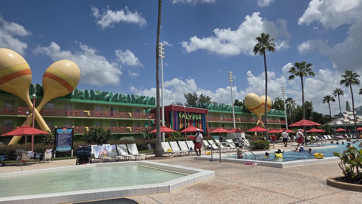 TheLeisureProf's tweet image. REPORT. After visiting value resorts at both Universal and Disney today, I can UNEQUIVOCALLY state that Universal value resorts are better for when you are going to Universal and... wait for it.... Disney resorts are better for when visiting Disney.