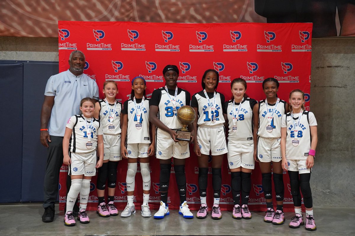 teamabelite's tweet image. Congratulations to our 2032 girls, 3rd place at @iplayprimetime Nationals!!! 🥉🙌