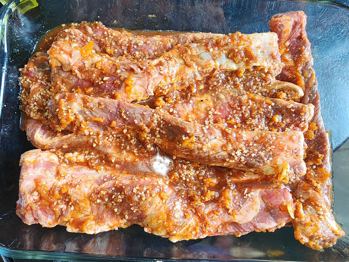 Beef rib meat is on the agenda today.  Been marinating for 3 days. Gonna get the <a href="/KamadoJoe/">Kamado Joe</a> up to 250 for a low n slow cook/smoke with Mesquite for roughly 2.5-3hrs then wrap and crutch for the remainder of time at a higher heat then finish them on the fire to tighten up.
