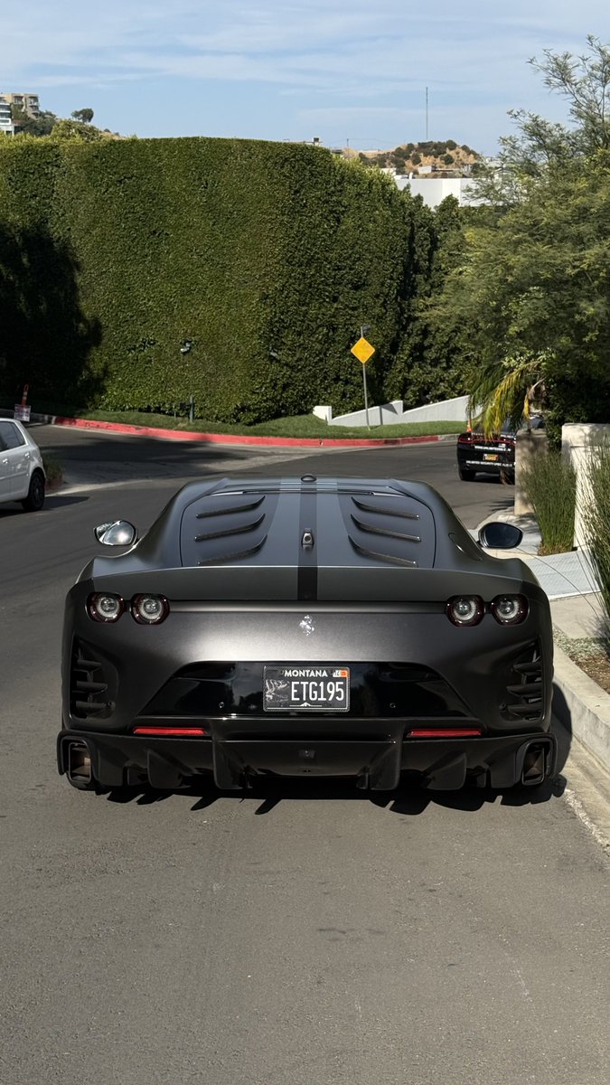notcamcasey's tweet image. average find in los angeles