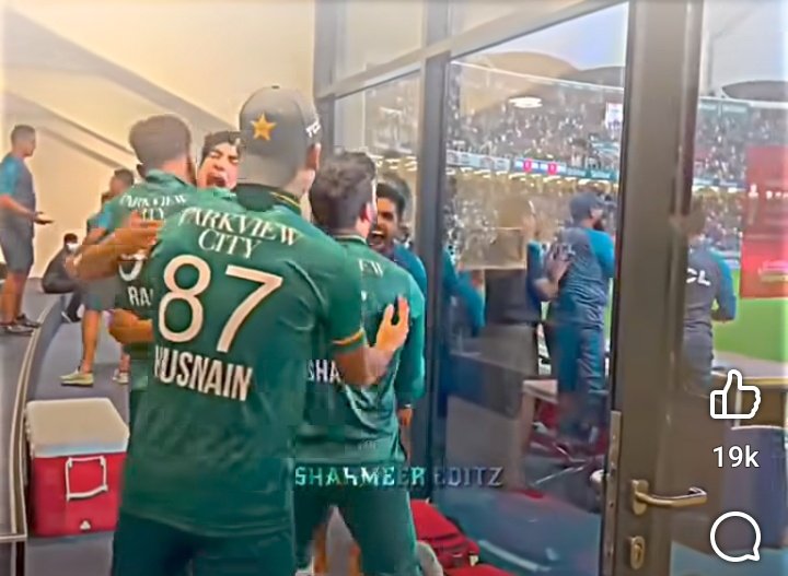 sabznureen_'s tweet image. dosti yari ki alag he baat Thi 🥵😐

#BabarAzam𓃵 #PakistanCricket #PCT