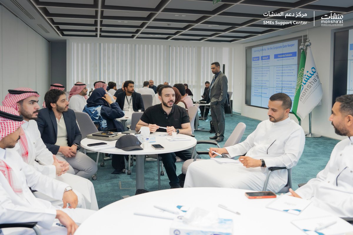 مراكز دعم المنشآت tweet media